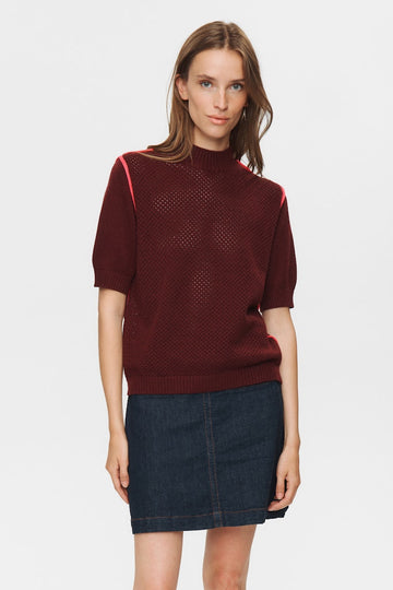 Winetasting Pulls - Nuallinor Pullover van Numph