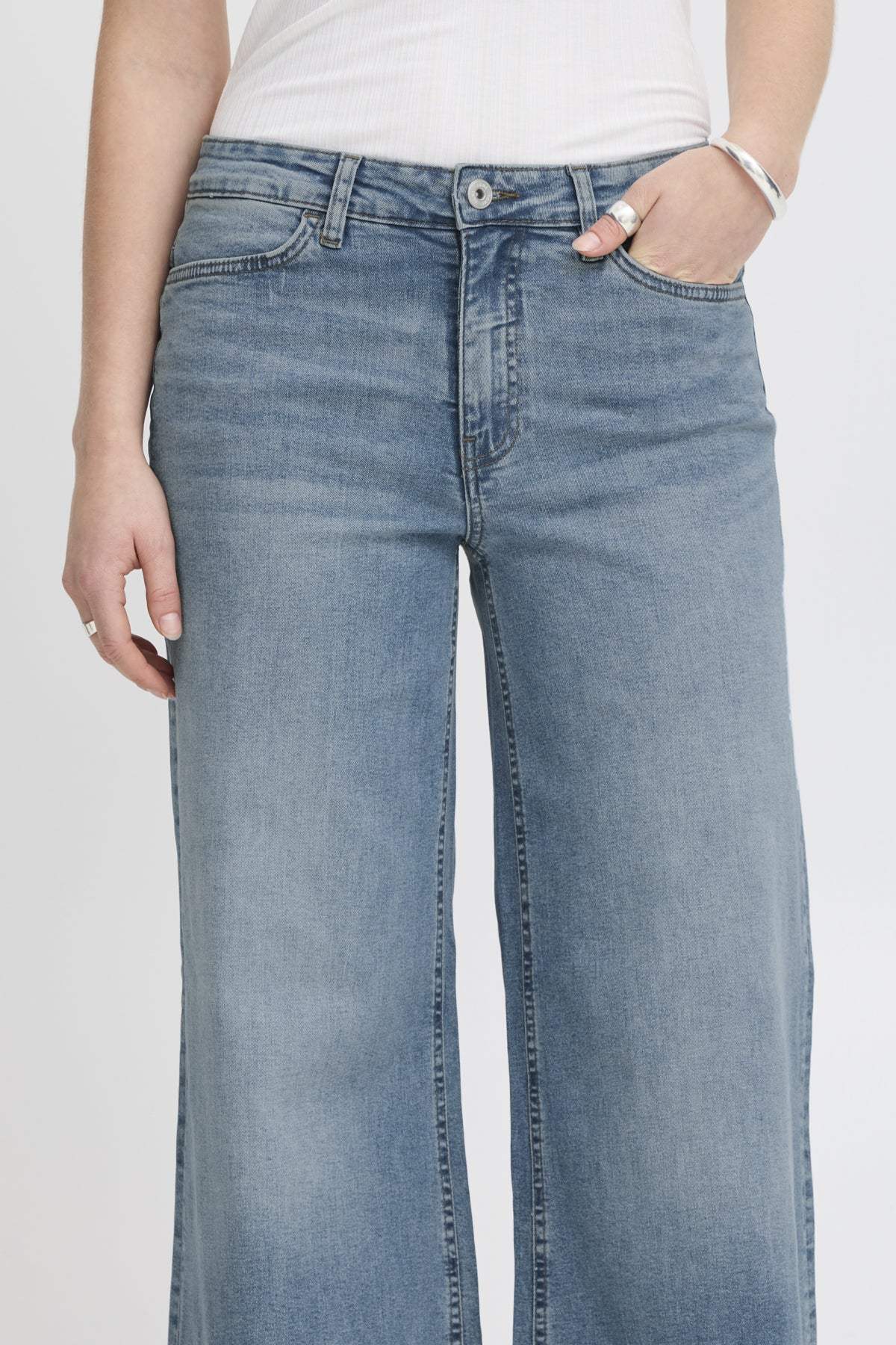 Jeans - Ihtwiggy Wide Jeans - SS25 van Ichi
