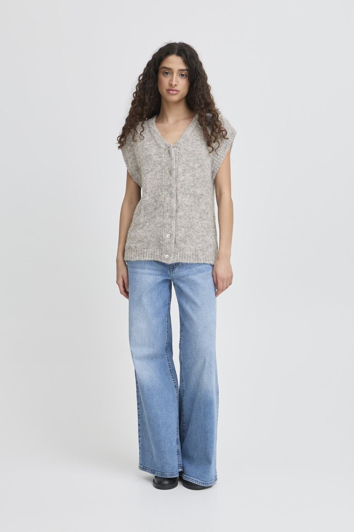 Cardigans - Ihbelablue Waistcoat van Ichi