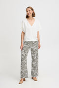Shirts - Byfalakka V-neck Blouse van b.young