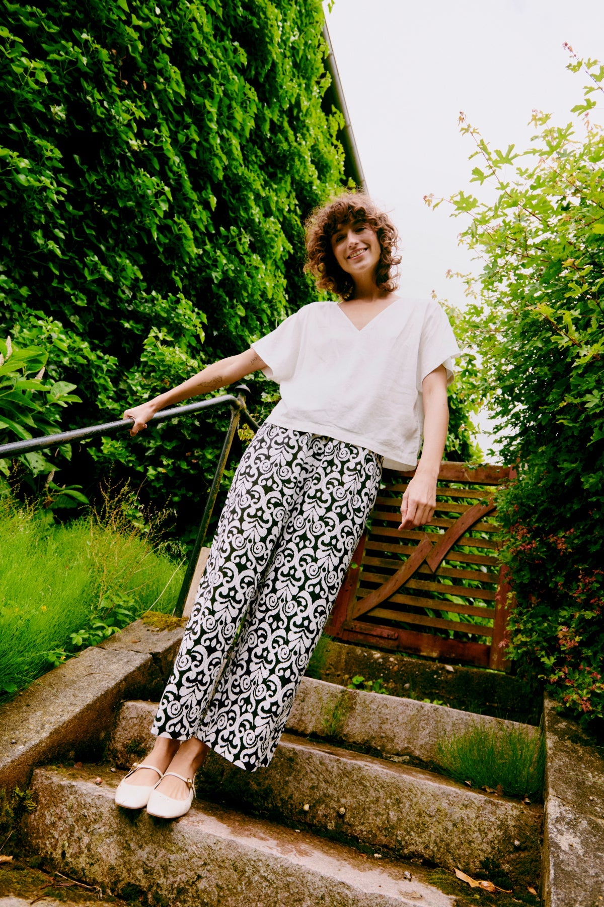 Shirts - Byfalakka V-neck Blouse van b.young