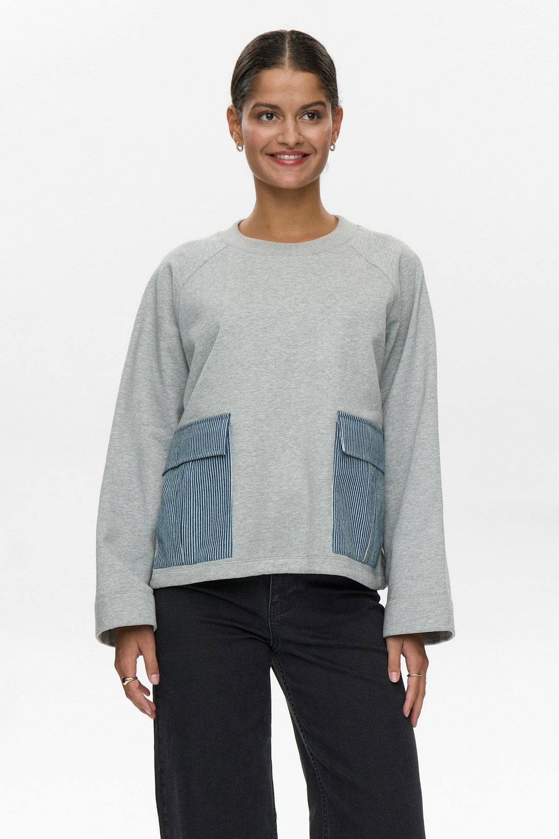 Sweaters - Nuzhelly Sweat van Numph