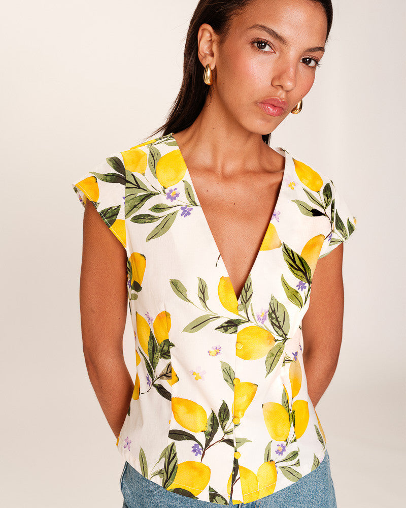Ecru Shirts - Remy Blouse van Grace and Mila