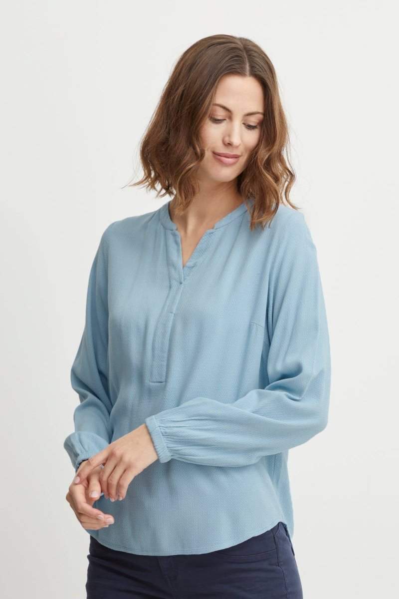 Powder Blue Shirts - Frhaida Blouse 1 van Fransa