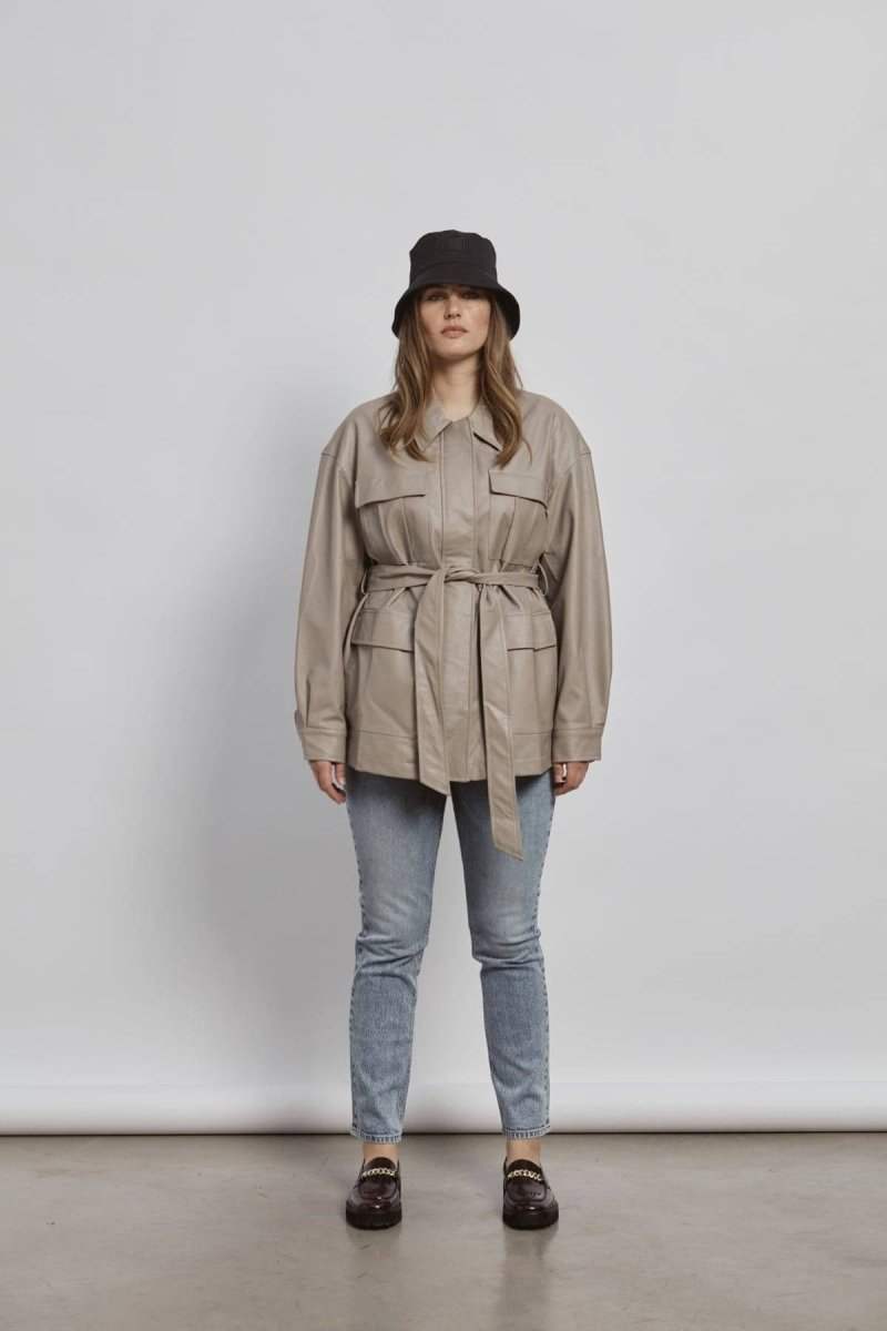 Light blue Jeans - Ihtwiggy RAVEN Jeans (lichtblauw, medium blue or washed black) van Ichi