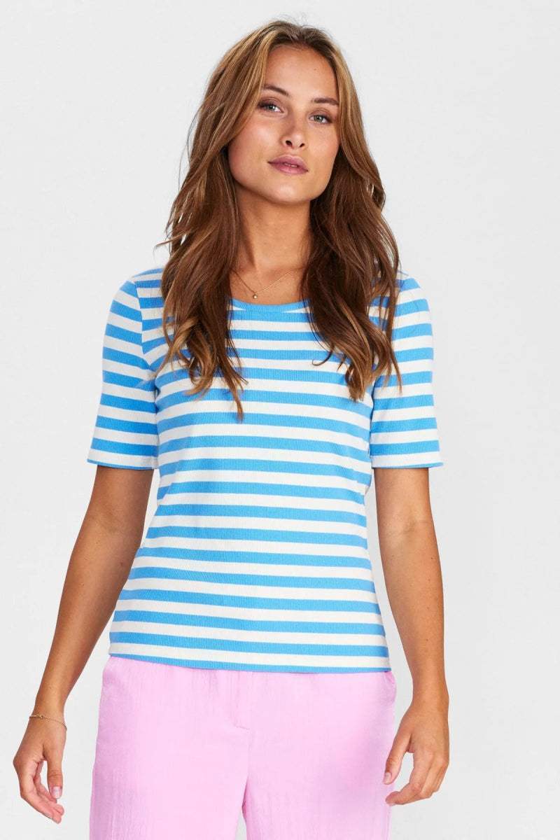Bonnie Blue Shirts - Numicke Ss Blouse van Numph
