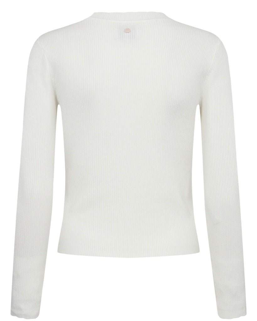 Cloud Dancer Pulls - Nuroa O-Neck Pullover van Numph