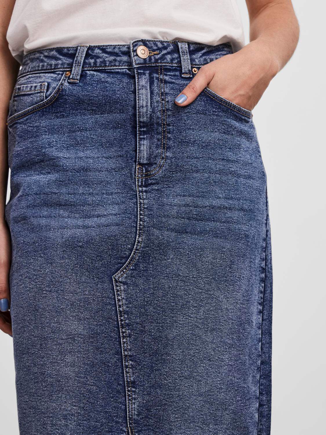 Rokken - Pcjessie Hw Denim Midi Skirt Noos van Pieces