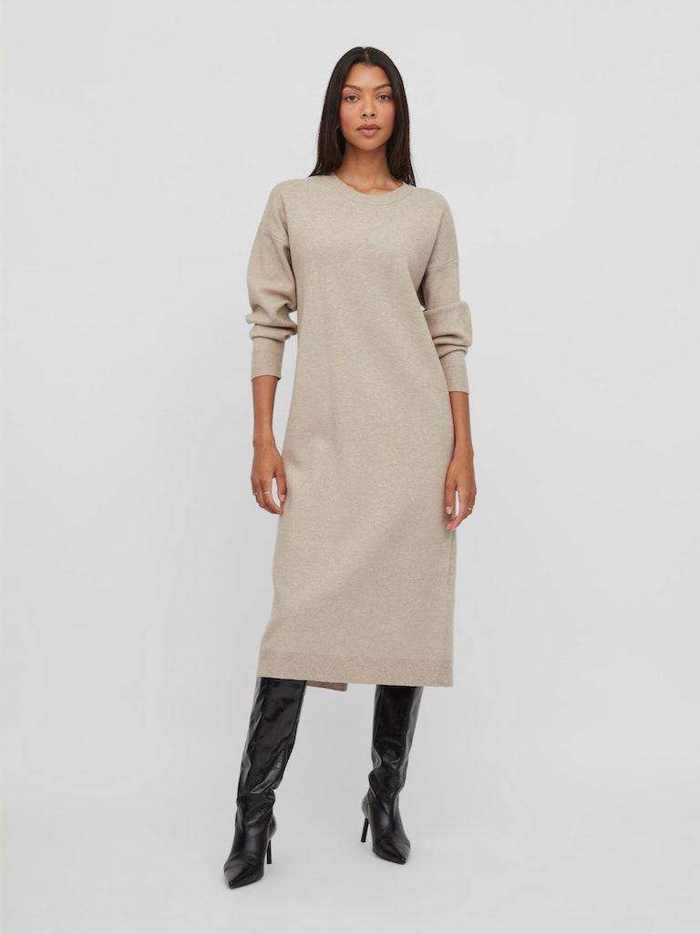 Jurken - Violivie O-Neck L/S Knit Midi Dress van Vila
